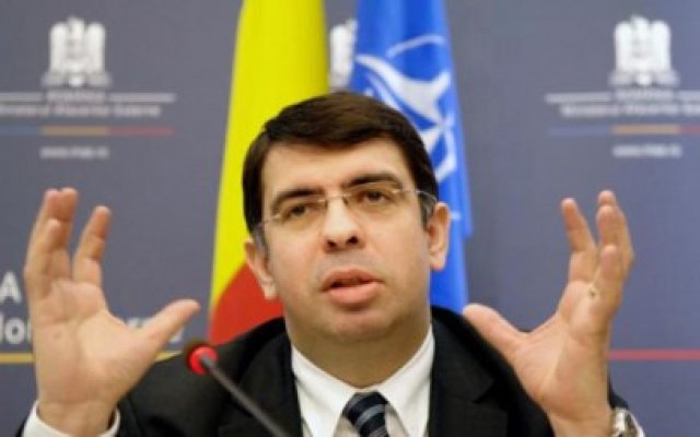 Robert Cazanciuc ar putea fi învestit luni ca ministru al Justiţiei